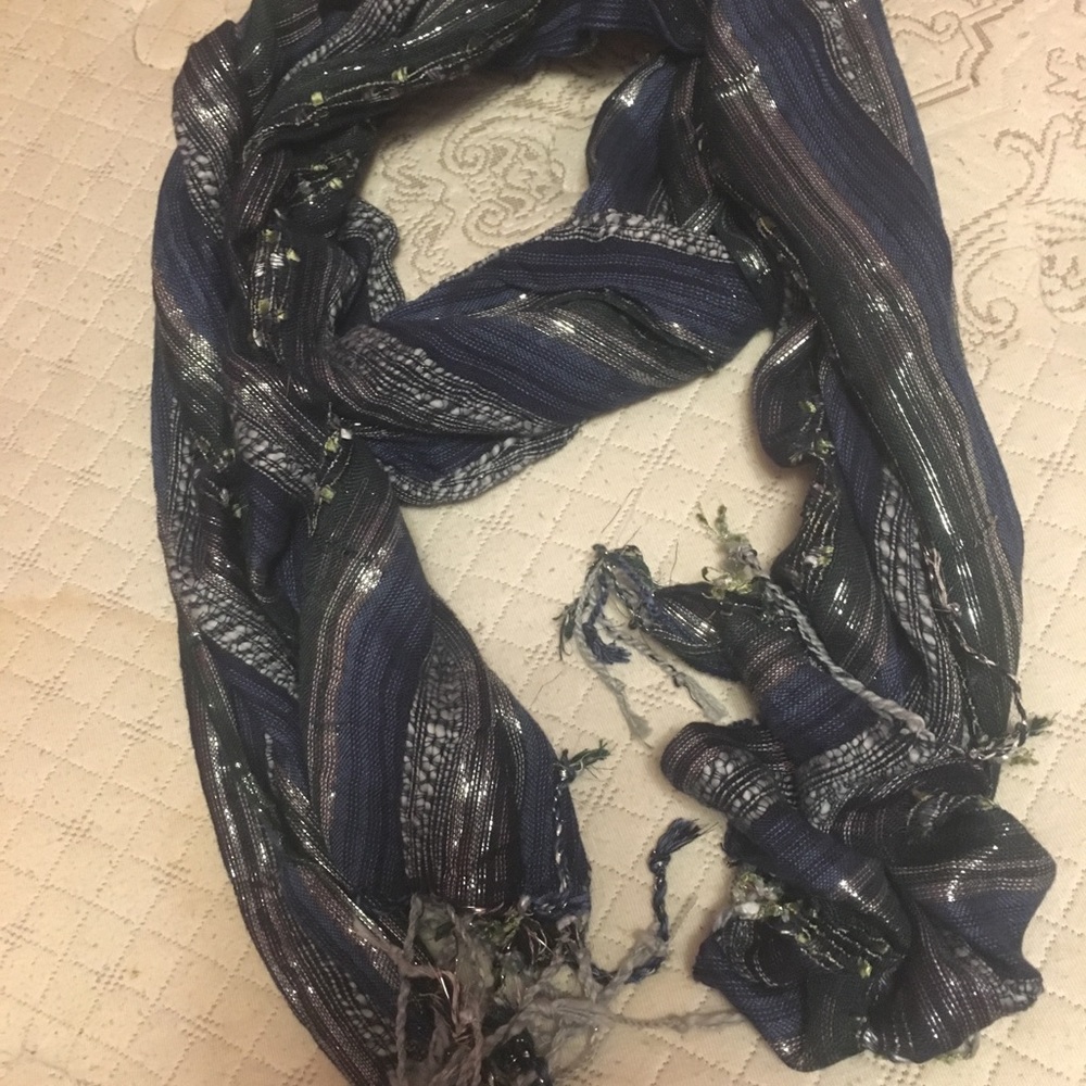 Blue scarf